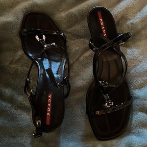 Prada heels, practically brand new. Spring cleaning 😀